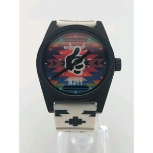Neff Daily Aztec Watch Unisex 42mm White & Black Silicone Strap 50M -New Battery